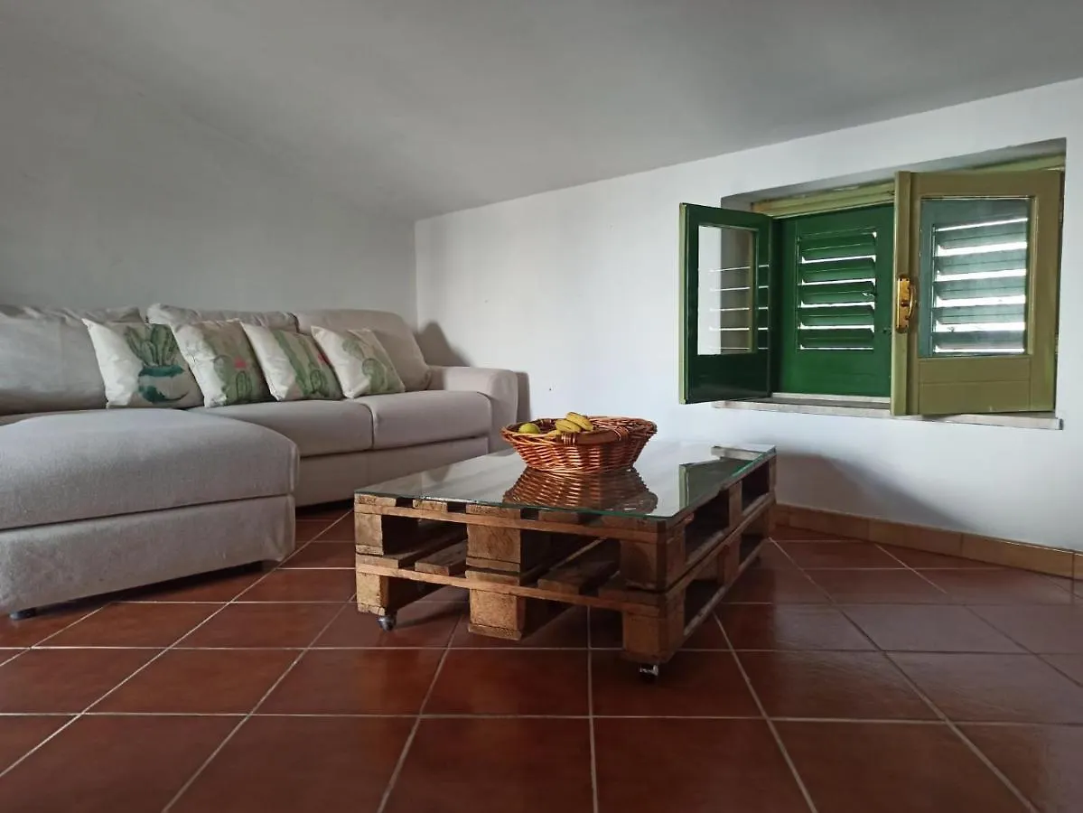 Ficodindia Rooms Sortino Italy